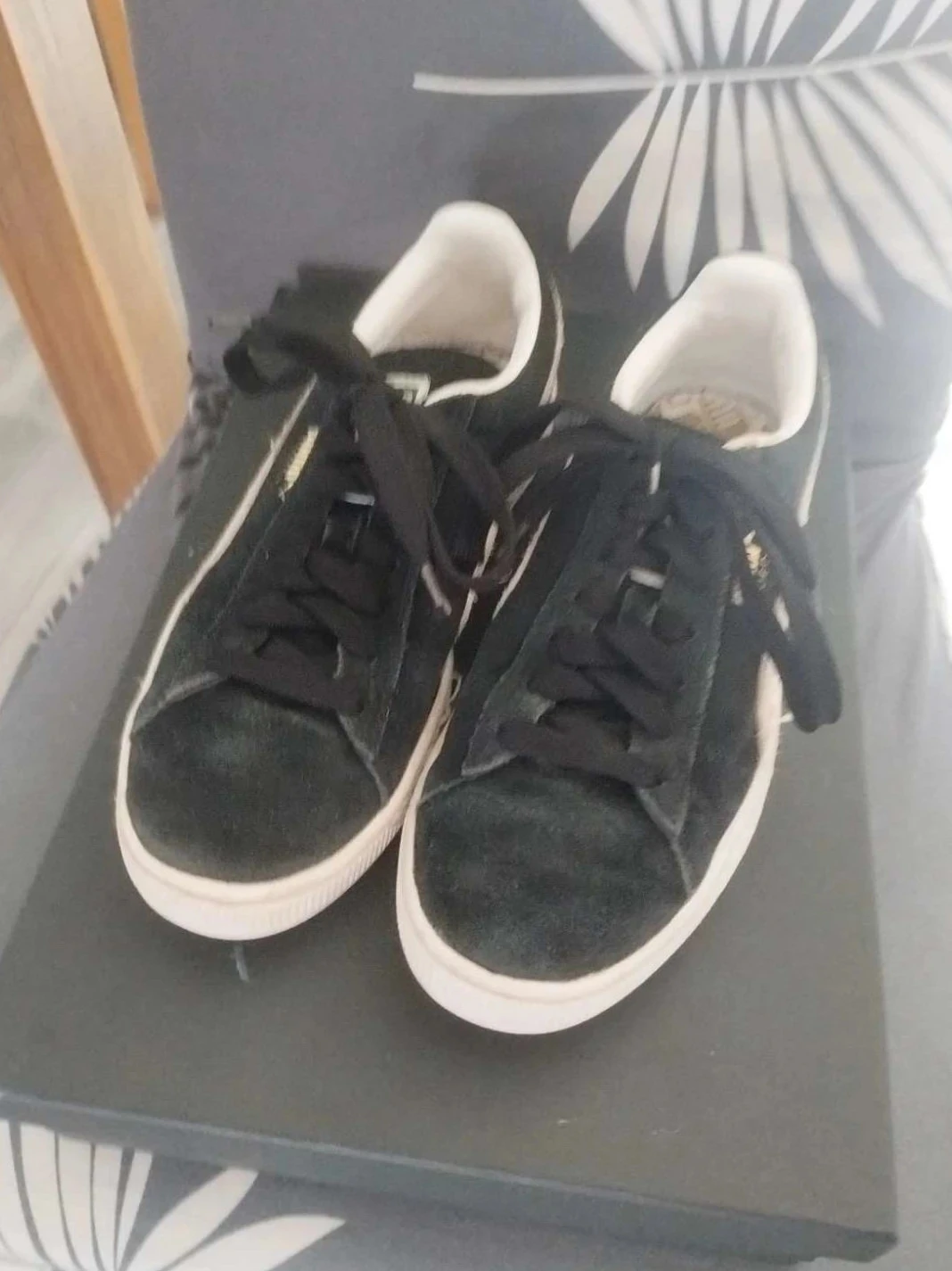 Baskets femme Puma noires P39
